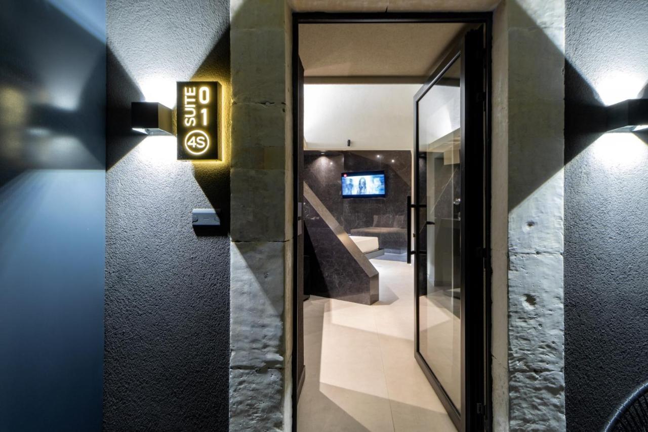 קטאניה 4 Suites " Unconventional Living Rooms " מראה חיצוני תמונה